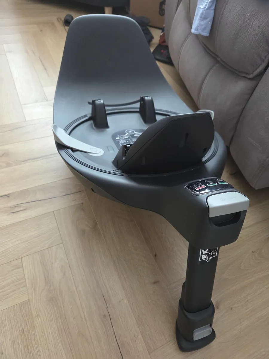 Baby car seat - Image 3
