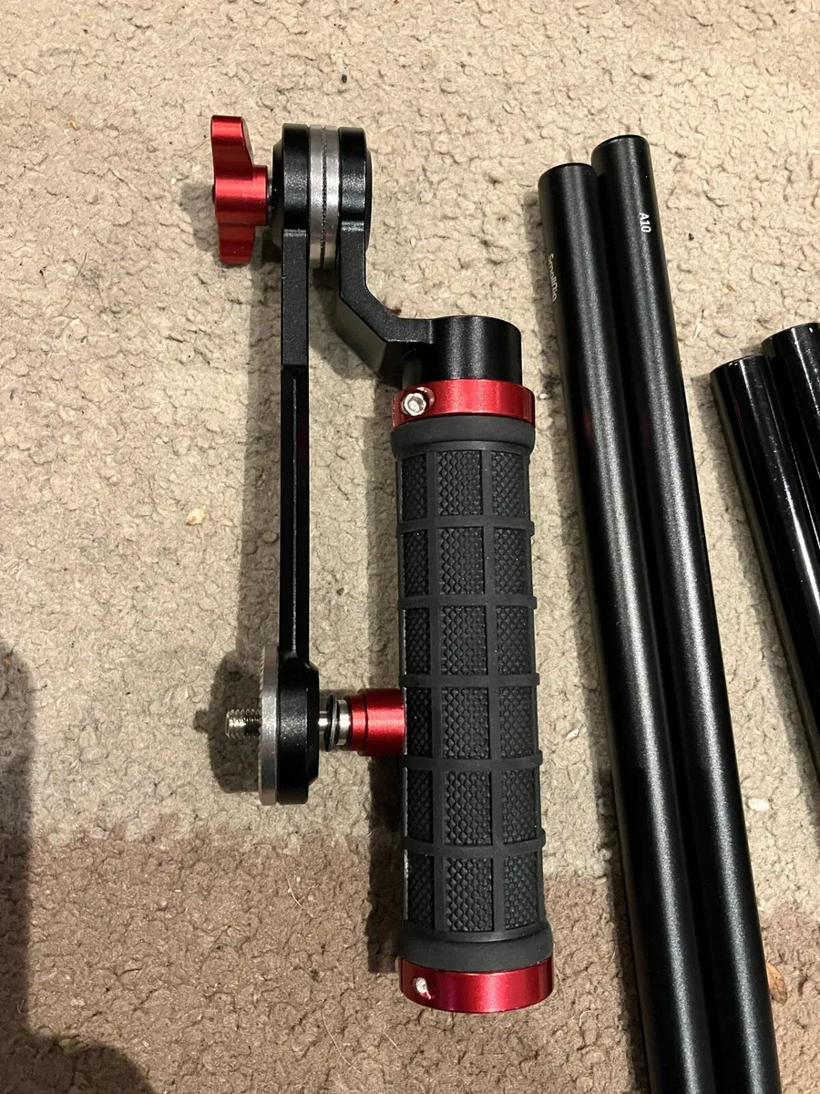 Smallrig shoulder mount/grip and bars - Image 2