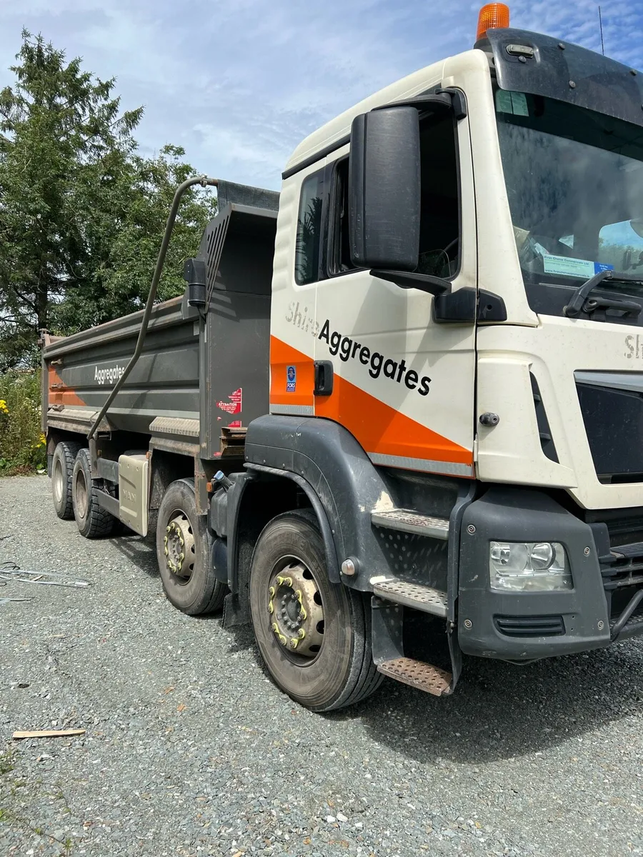 Man Tipper Truck - Image 2