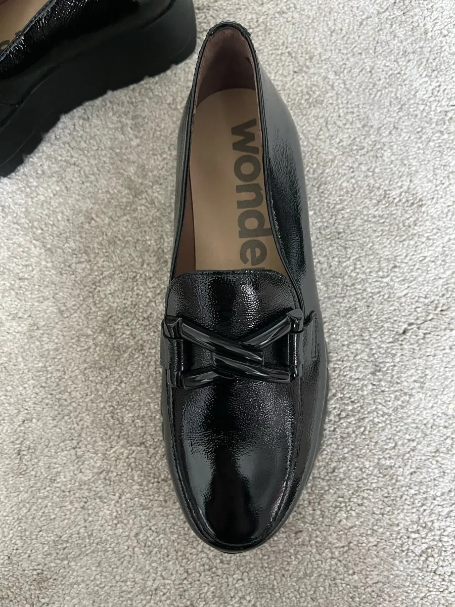 Ladies Wonders patent loafers - Image 3