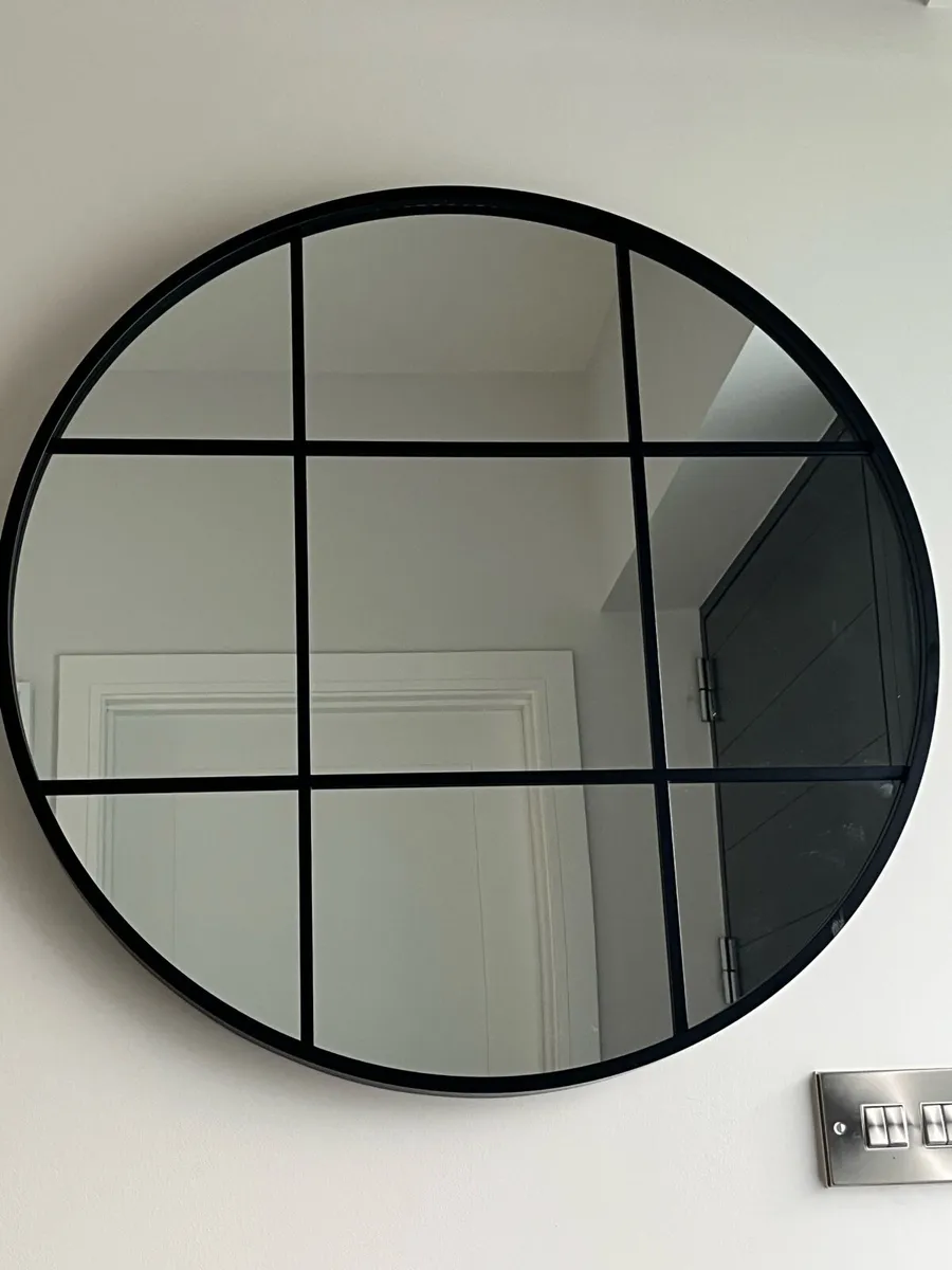 Mirror - Image 1
