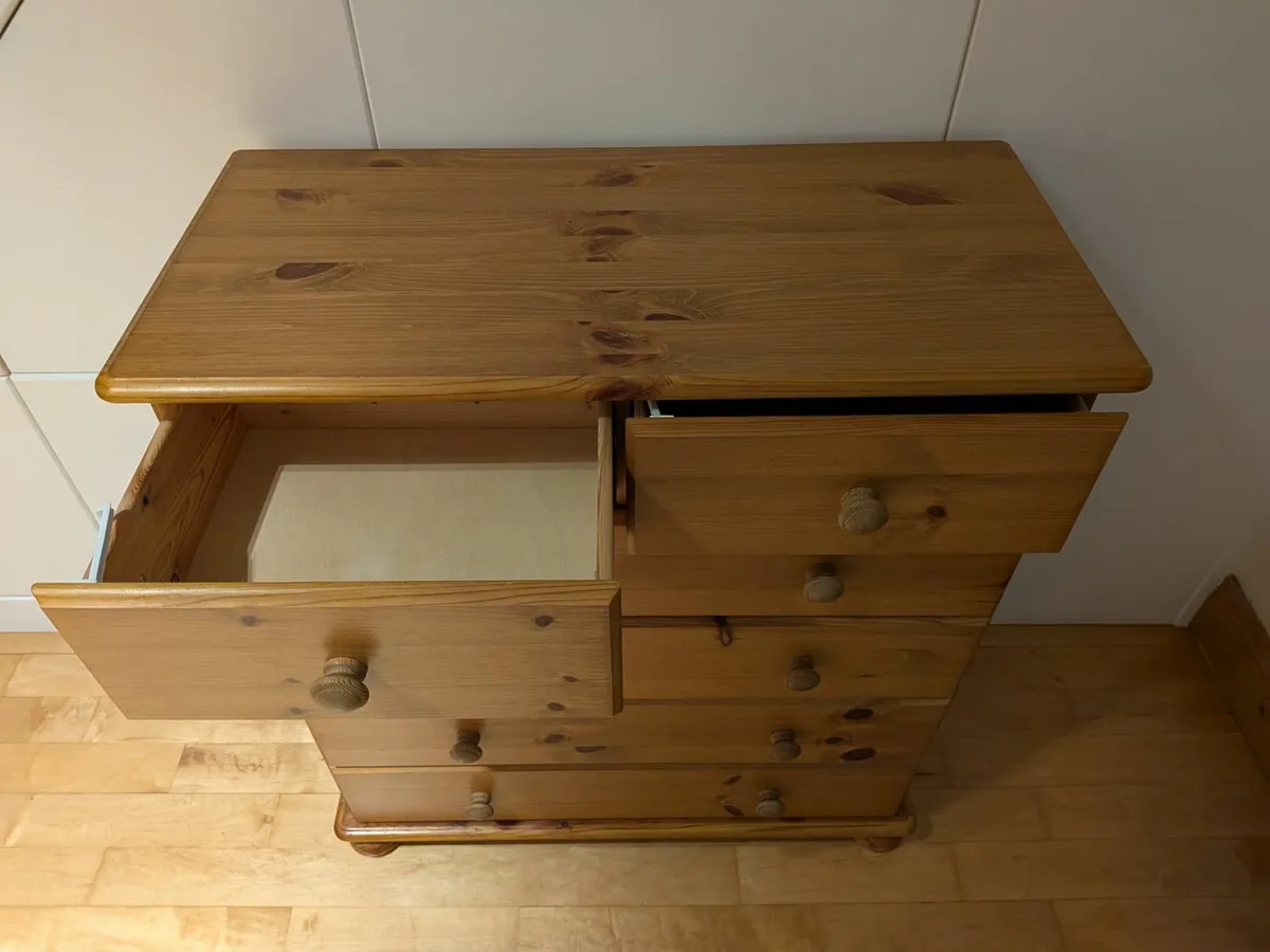 Chest of drawers - 90 x 82 x 39cm (H x W x D) - Image 2