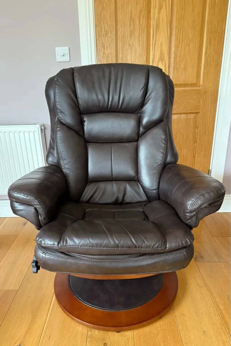 Recliner Chair - Image 1
