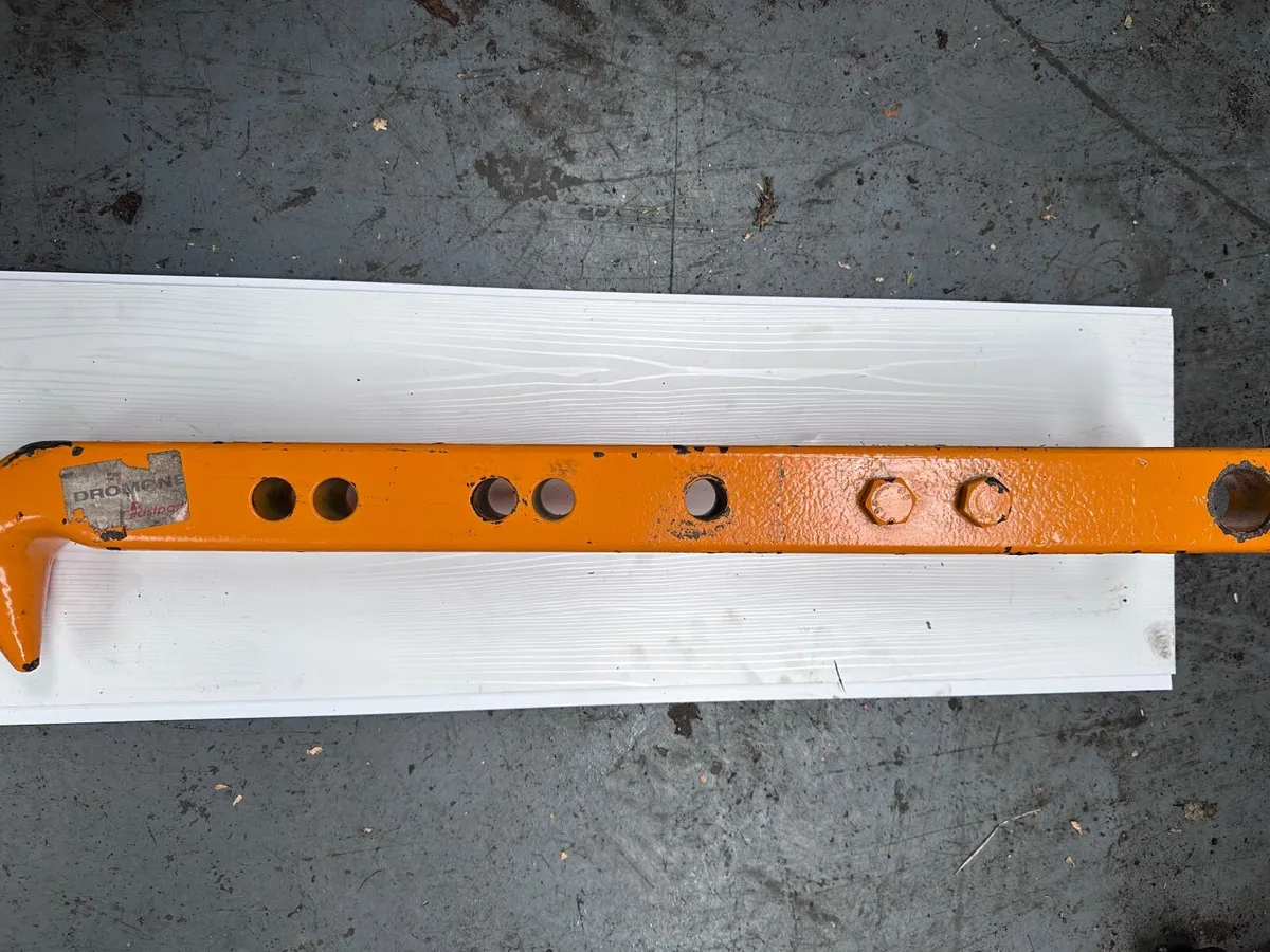 Dromone hitch reversible drawbar - Image 1