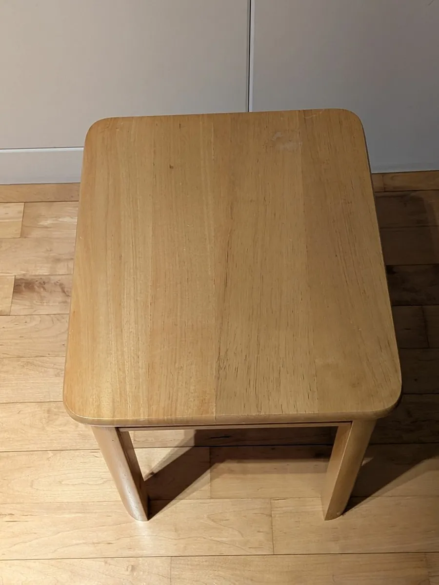 Wooden coffee table - 44 x 43 x 36.5cm (H x W x D) - Image 2