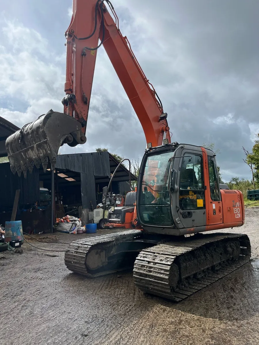 HITACHI ZAXIS 130 - Image 1