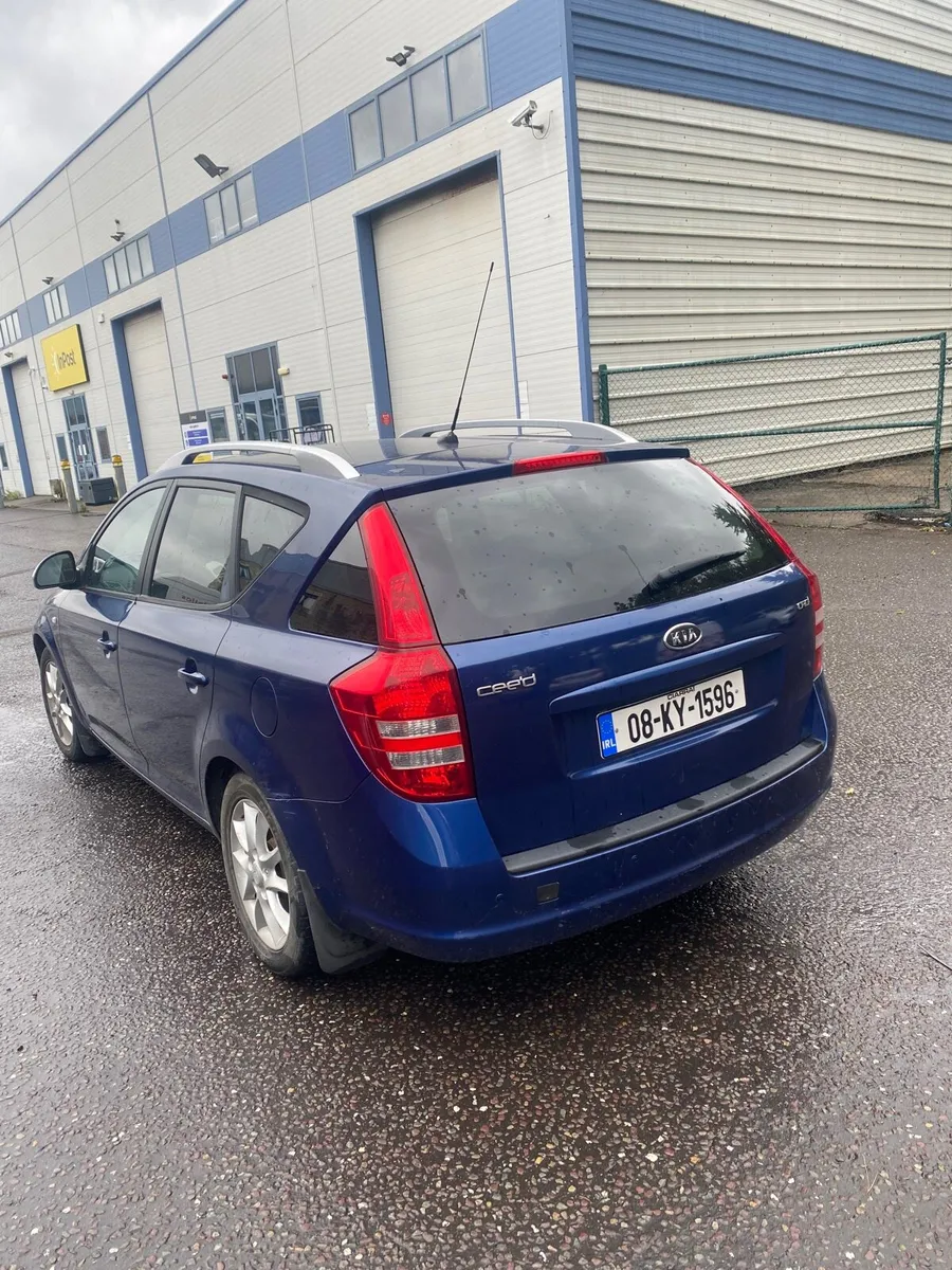 Car - Image 1