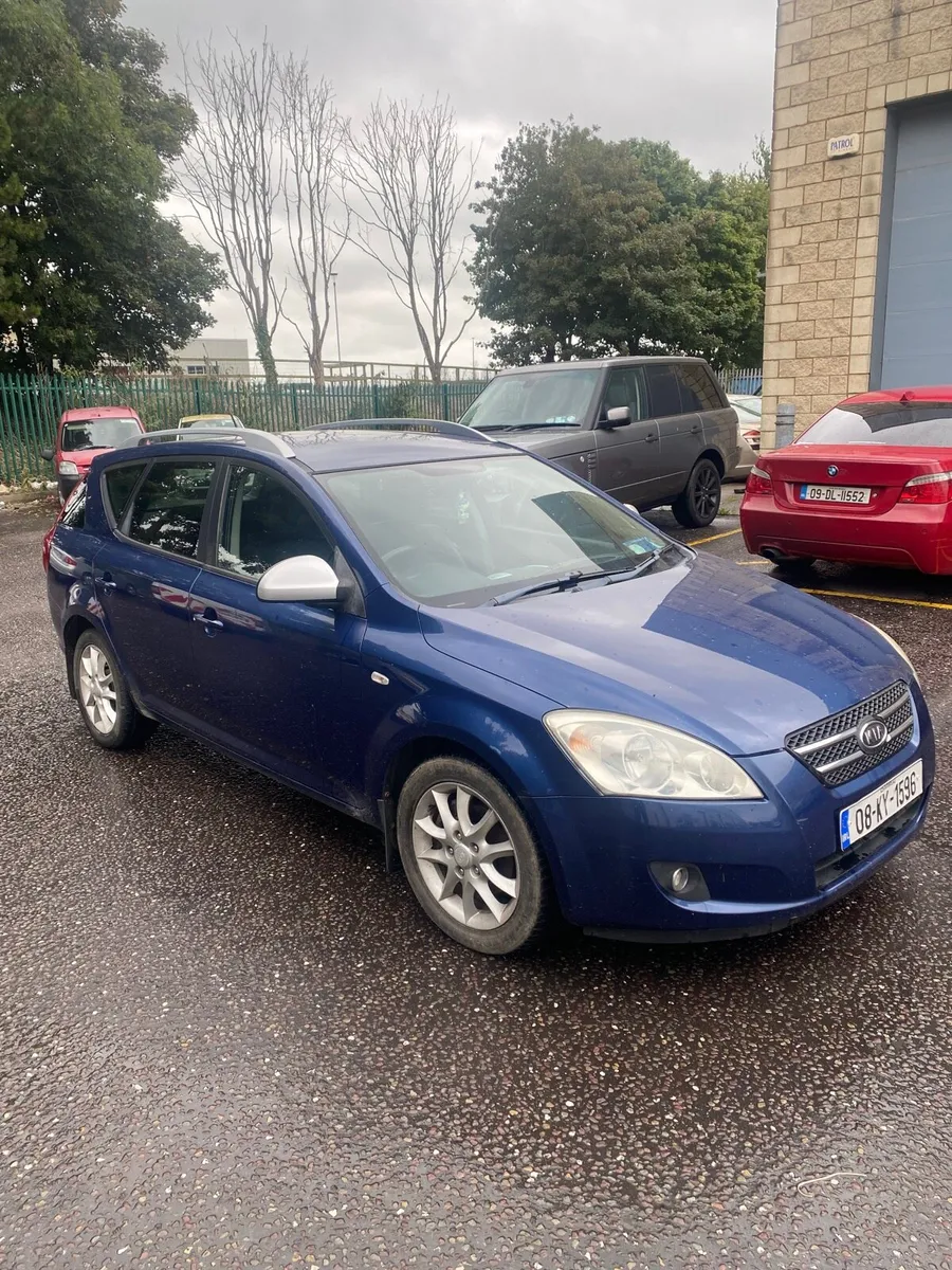 Car - Image 3
