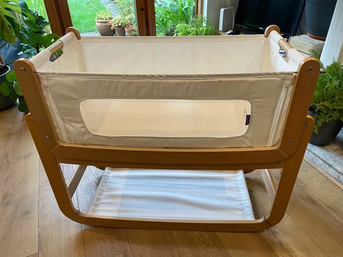 Snuzpod crib - Image 1