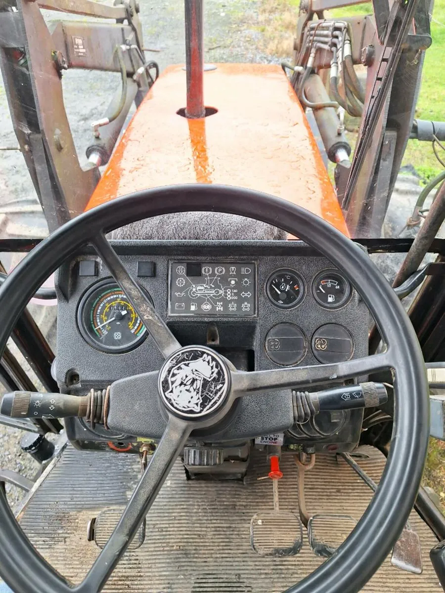 Tractor - Image 4