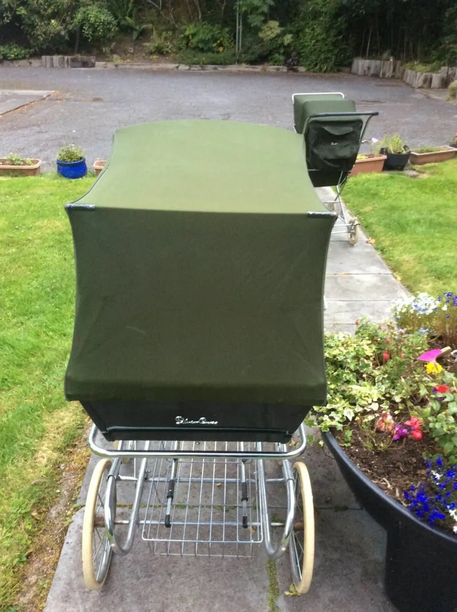 Vintage Silver Cross Pram & Pushchair - Image 2