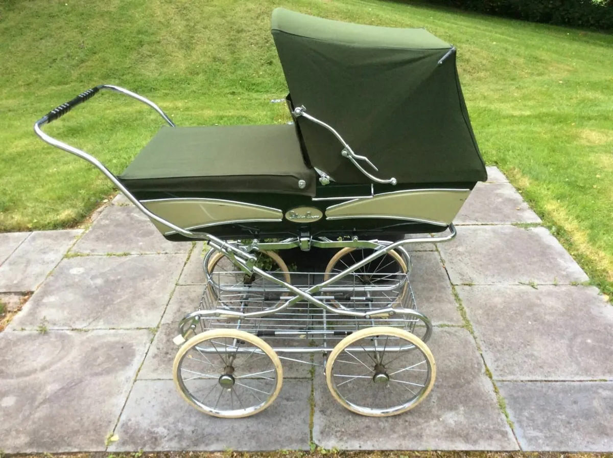 Vintage Silver Cross Pram & Pushchair - Image 4