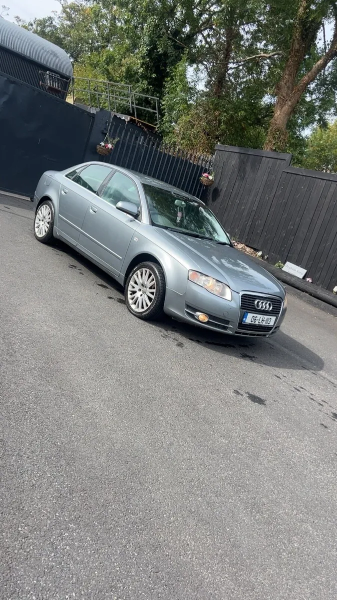 Audi A4 - Image 1