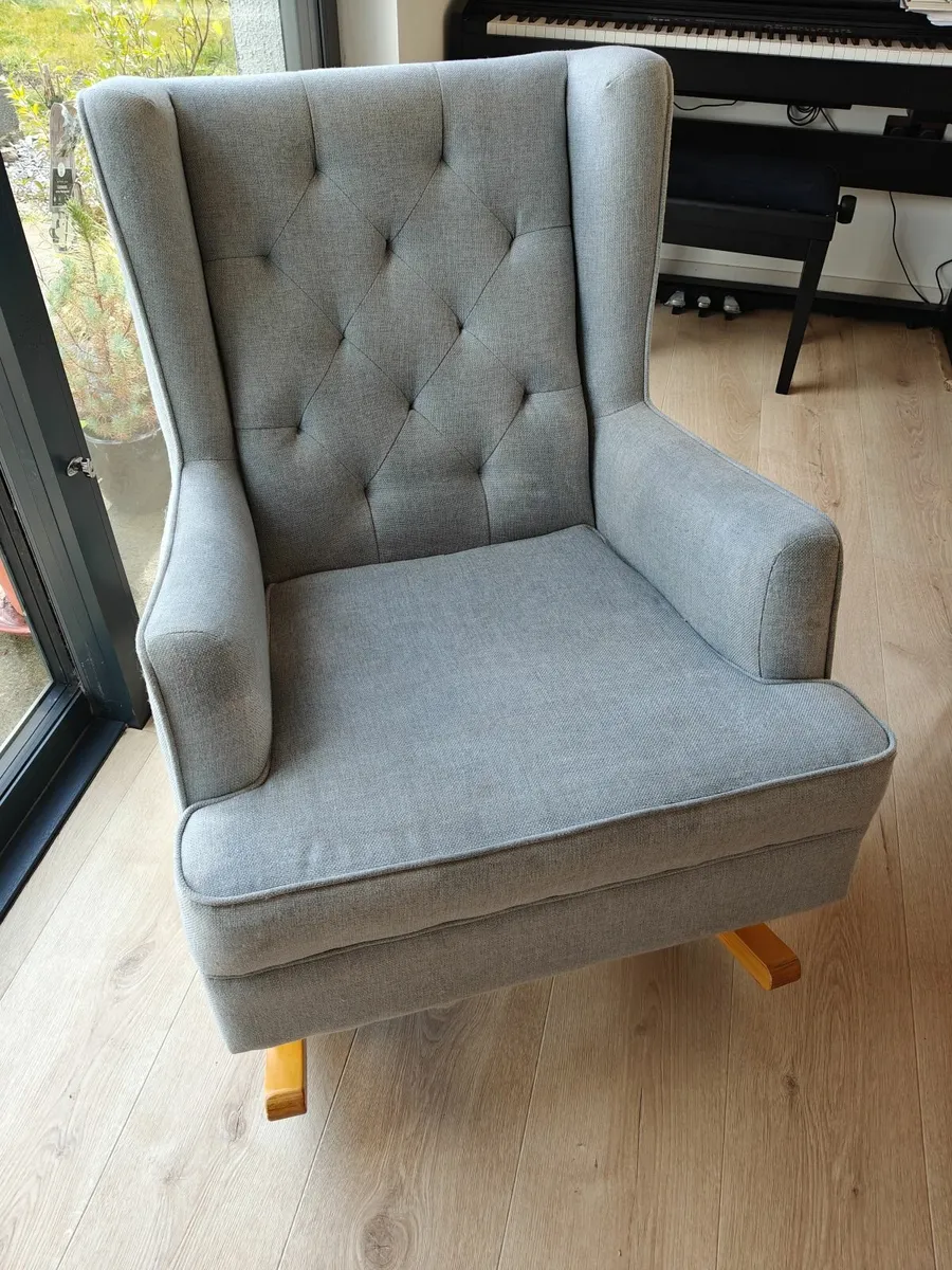 Rocking chair. Nursery room - Image 2