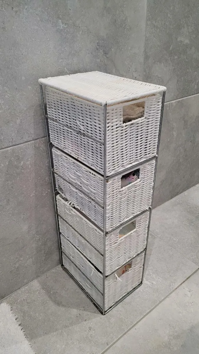 Bathroom basket storage - Image 2