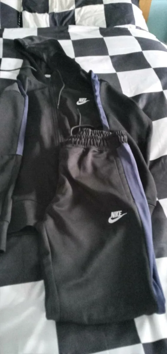 Mens clothing - Image 2