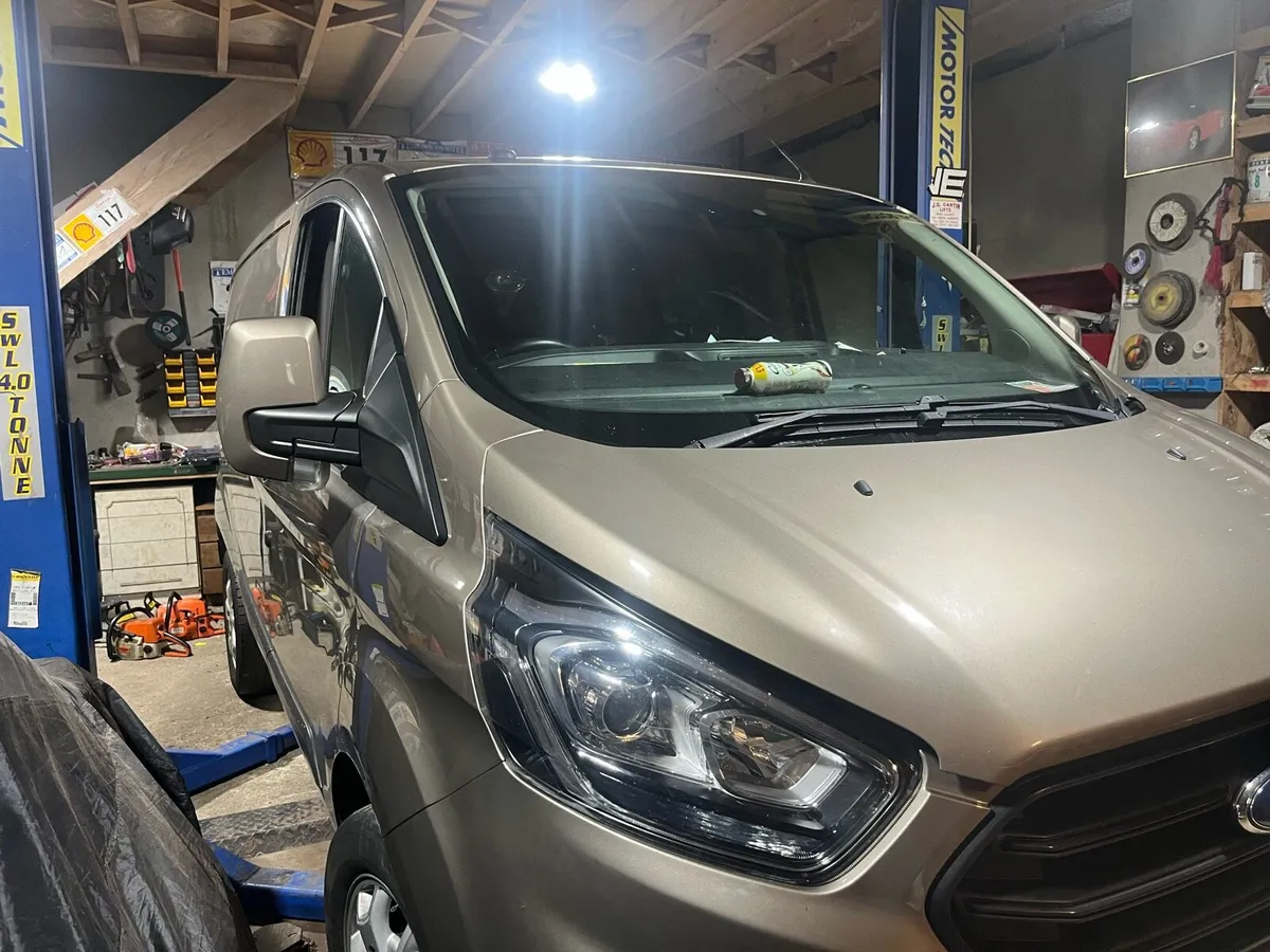 Ford Transit Custom 2018 - Image 1