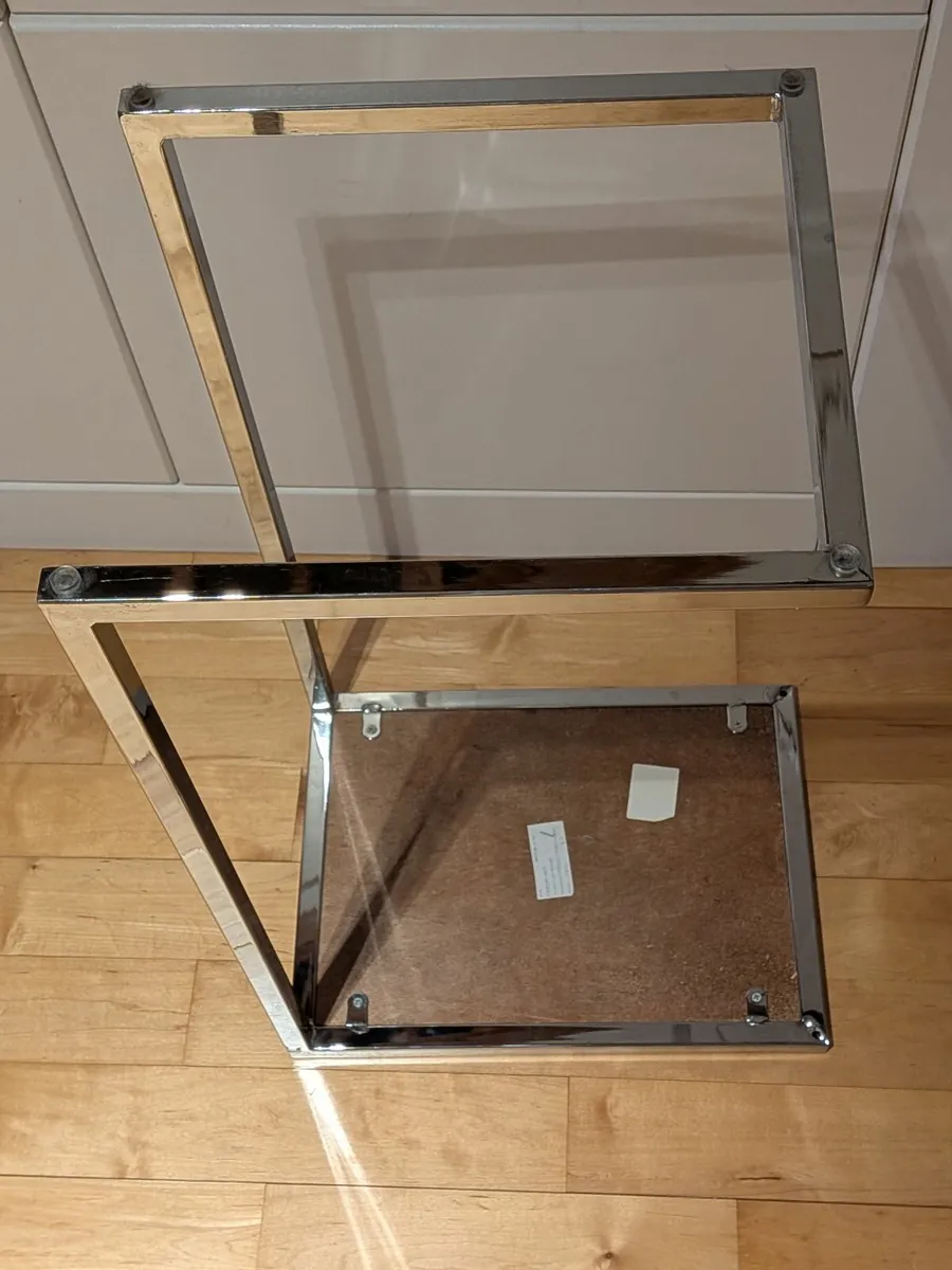 Bedside table - 66 x 40.5 x 30.5cm (H x W x D) - Image 3