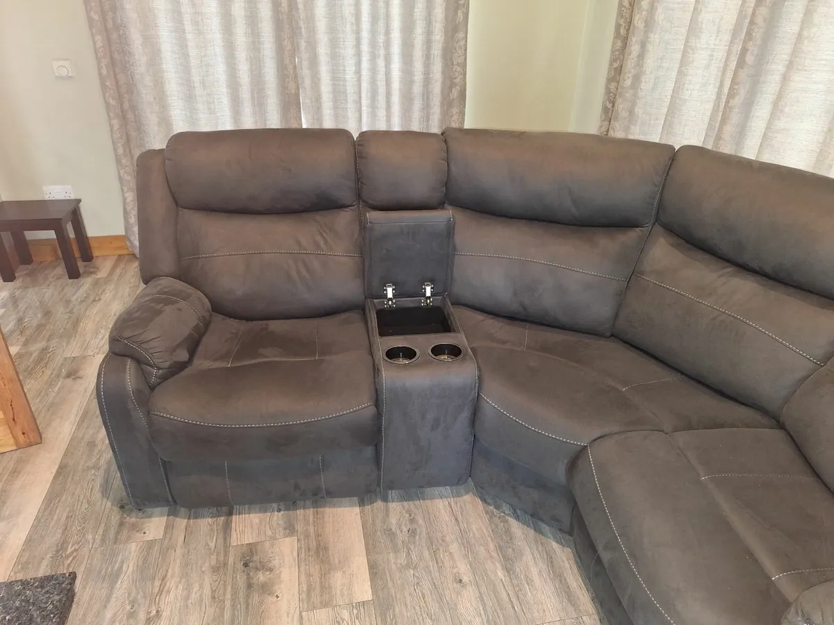 sofa - Image 4