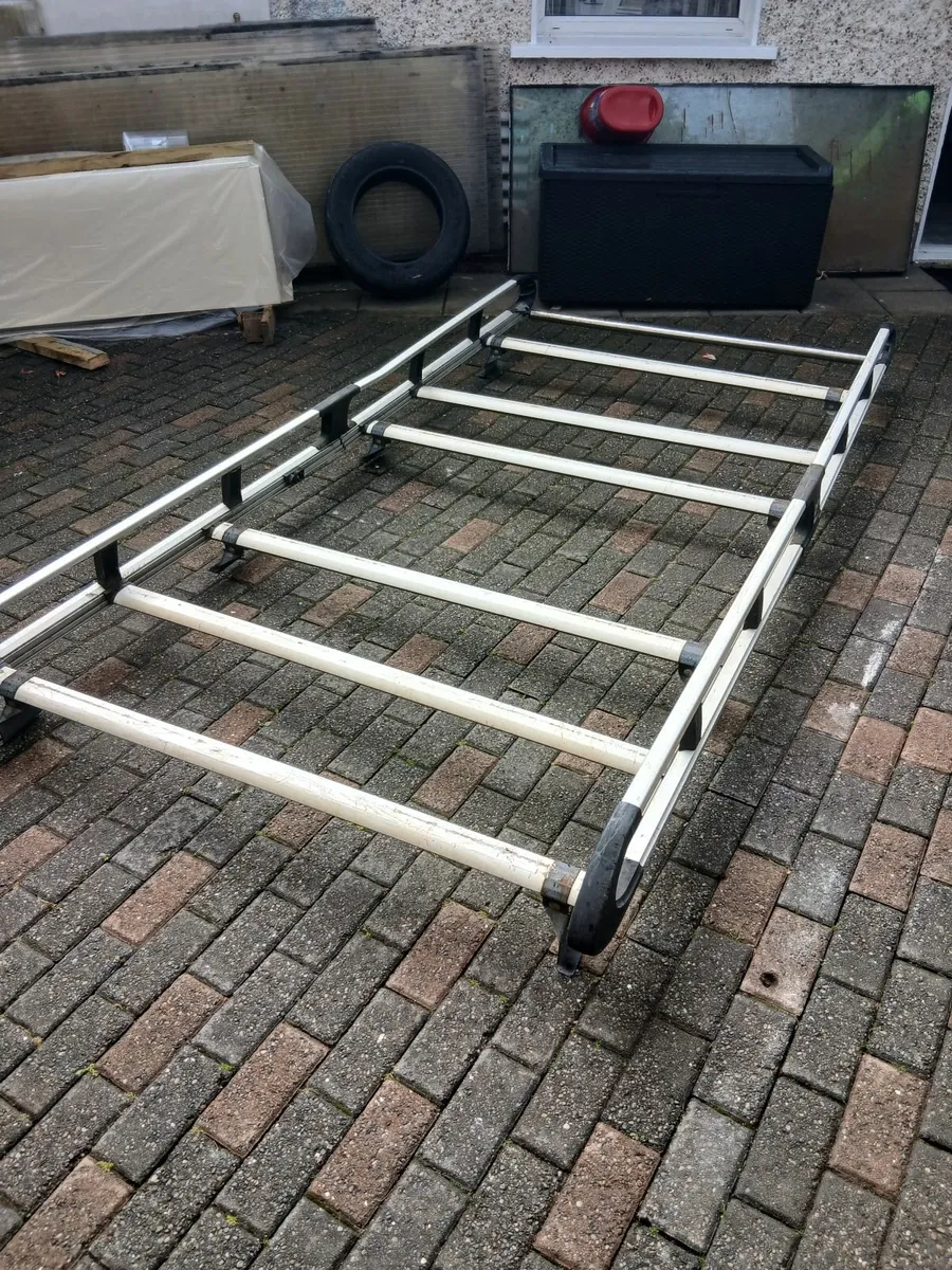 Van roof rack - Image 1