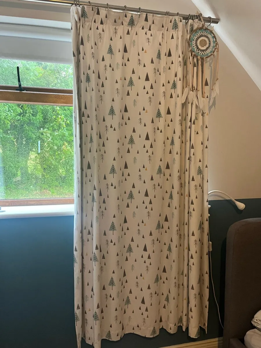Curtains - Image 1