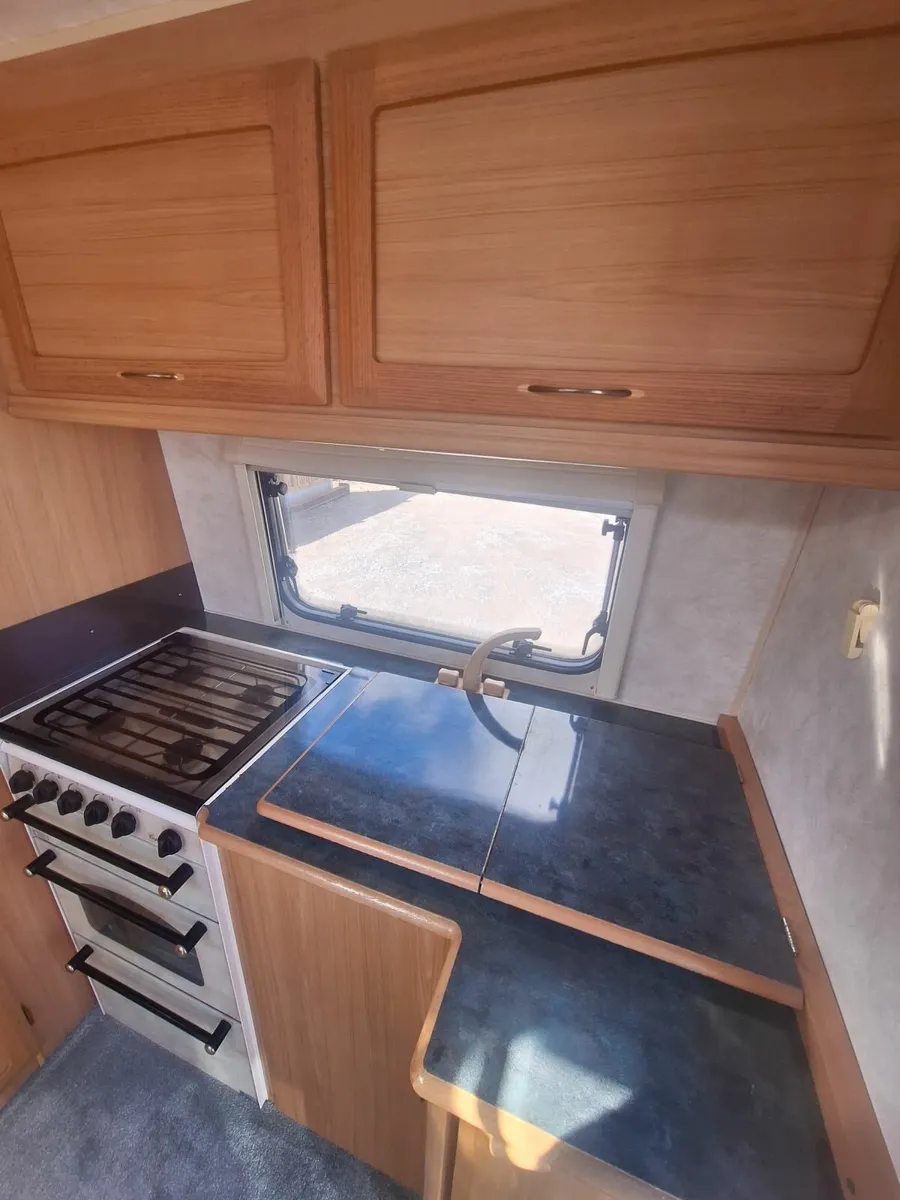 2 berth Eldis Whirlwind Xl Caravan - Image 3