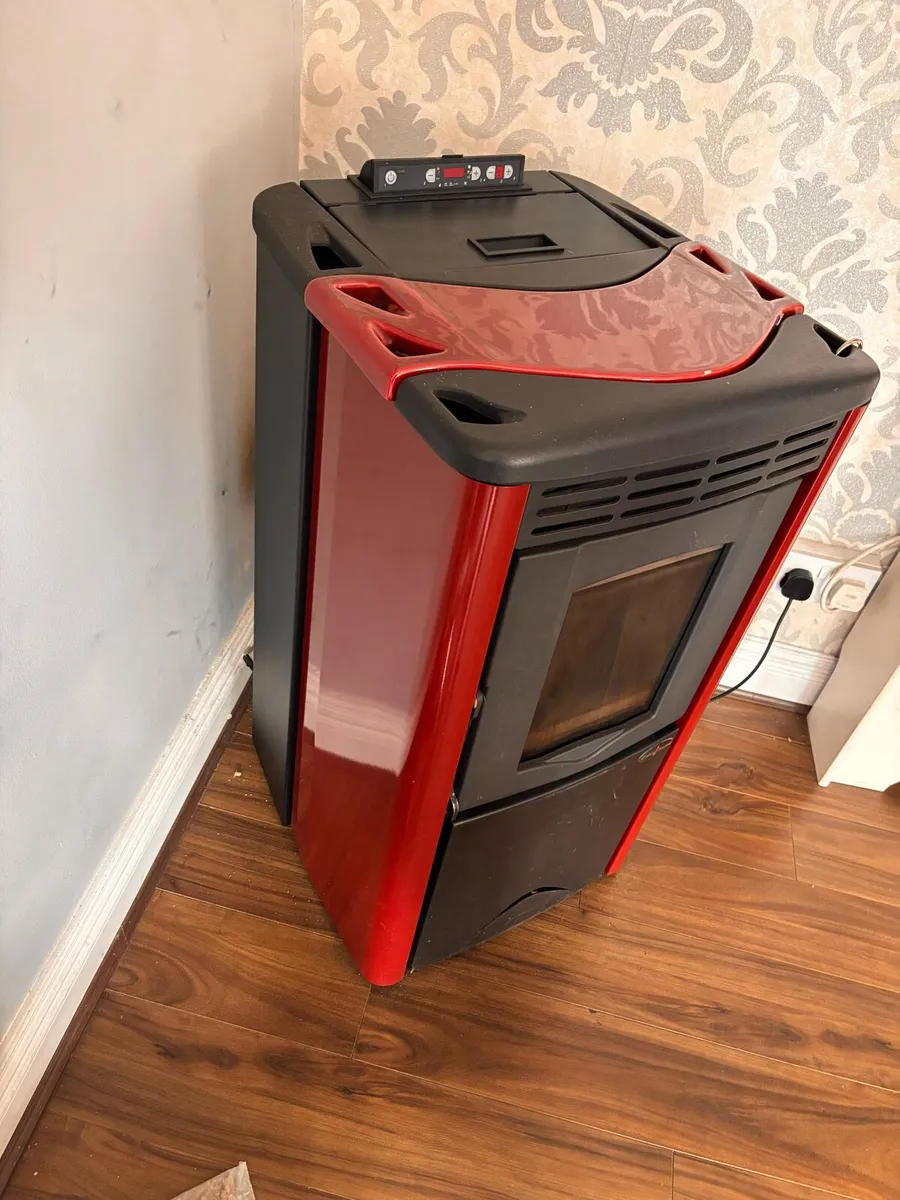 Pellet Stove Room Heater - Image 1