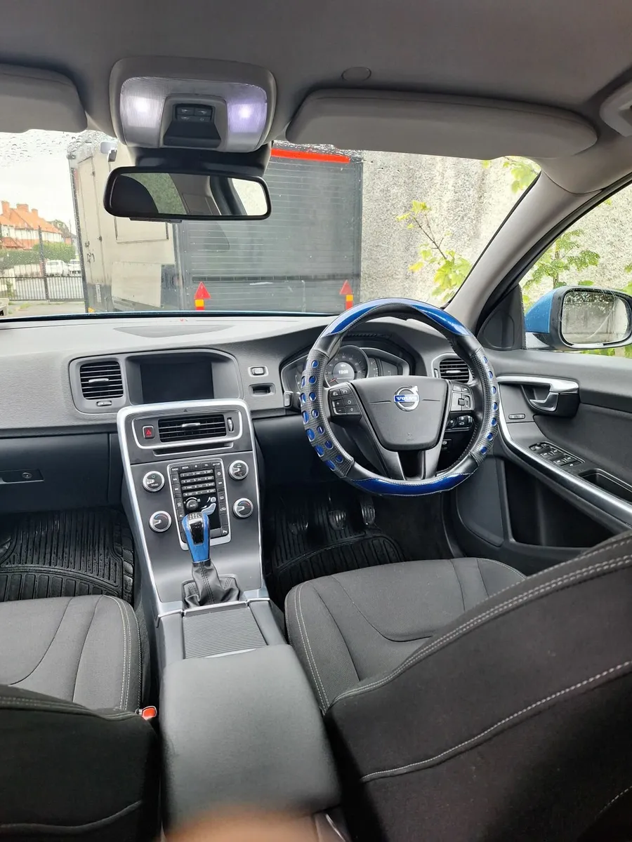 Volvo V60 2014 - Image 3