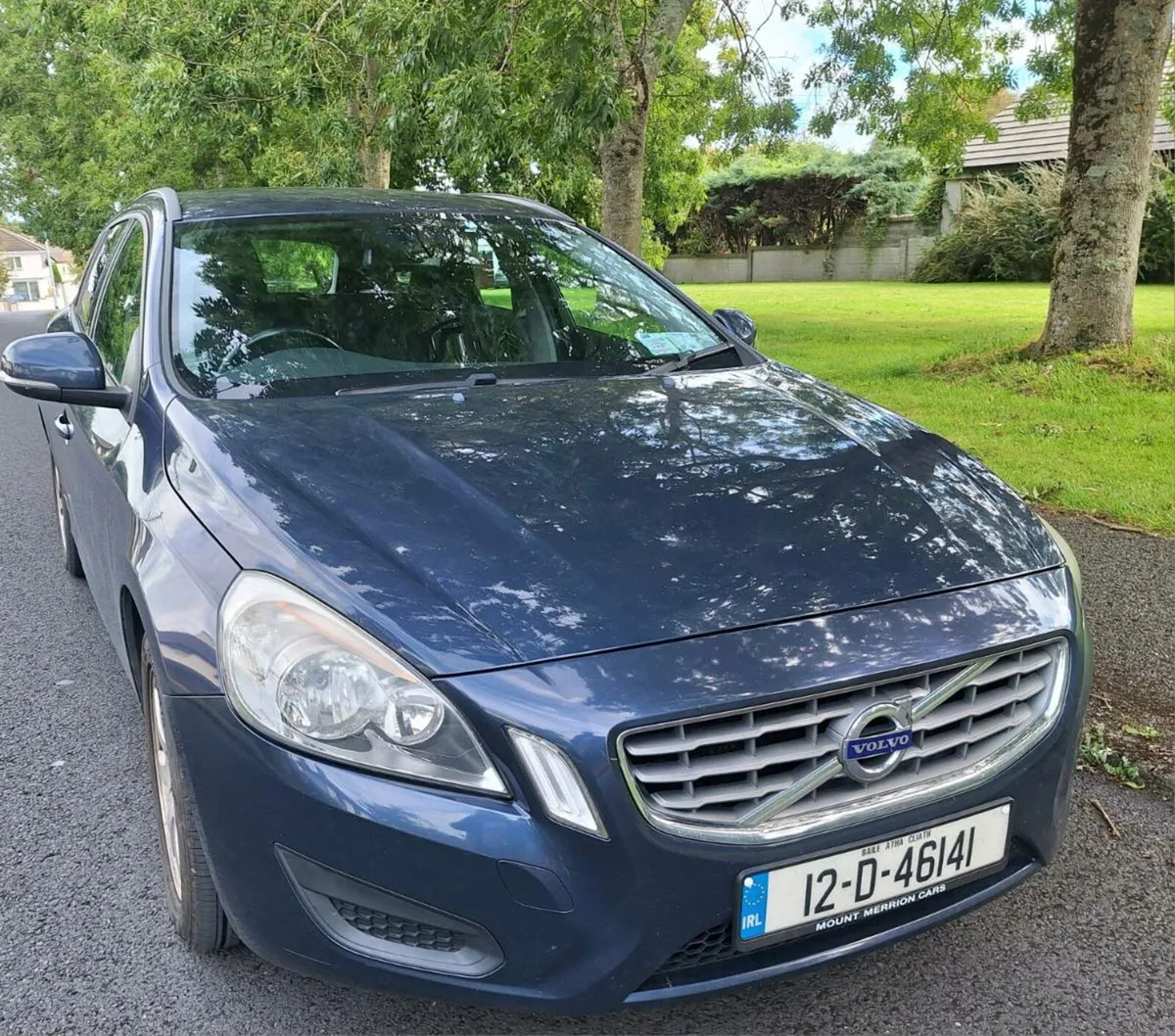 Volvo V60 D3 with NEW NCT. FSH. Only €6000.
