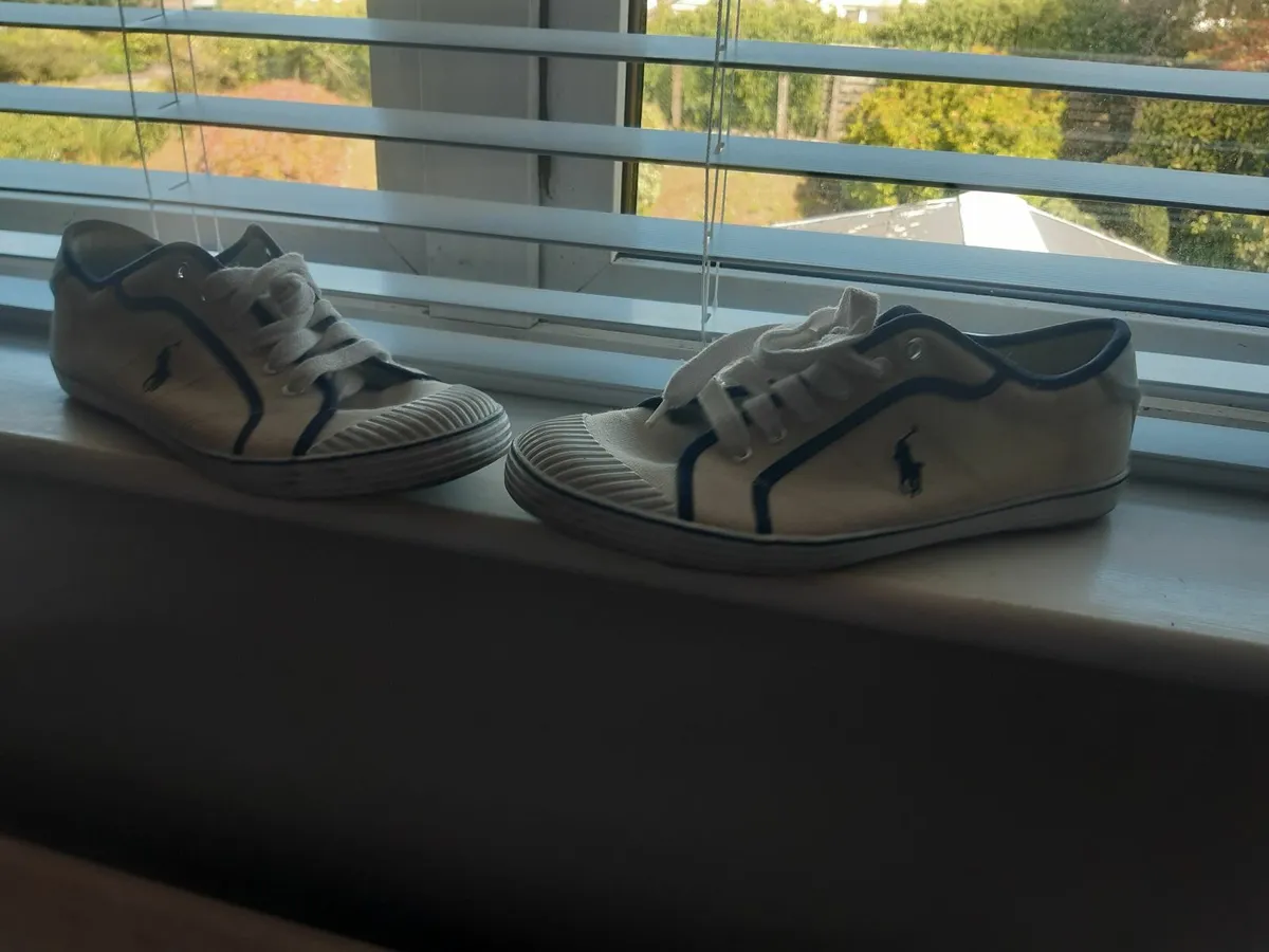 Sneakers - Image 1