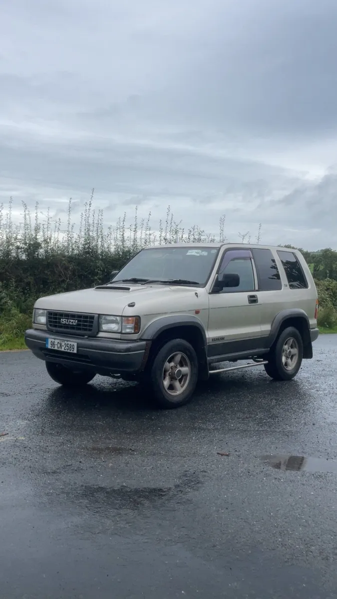 Isuzu trooper - Image 2
