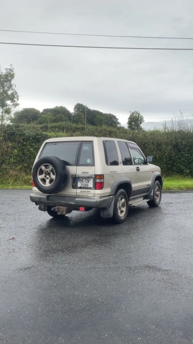 Isuzu trooper - Image 4