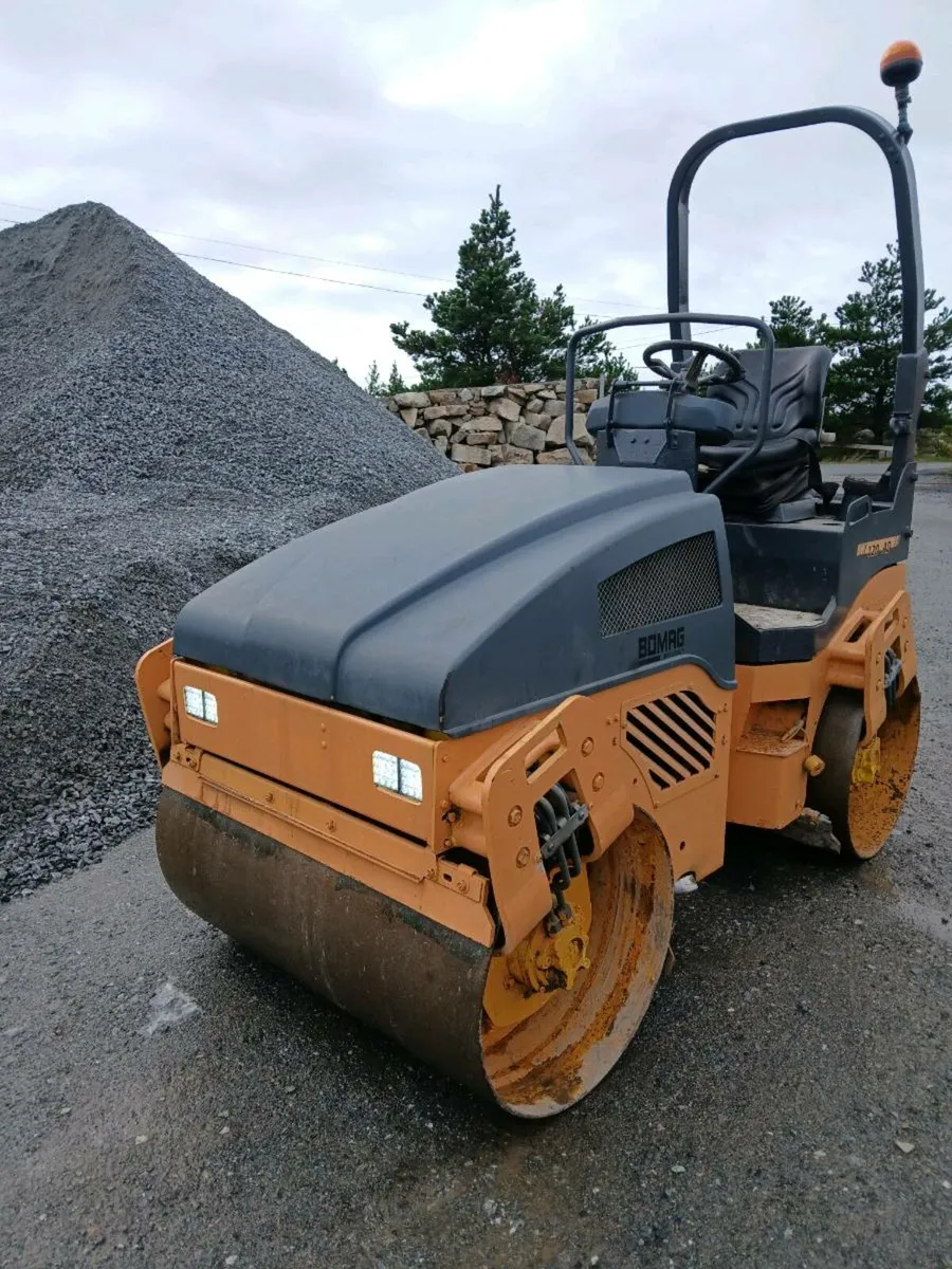 Bomag roller 120 - Image 1