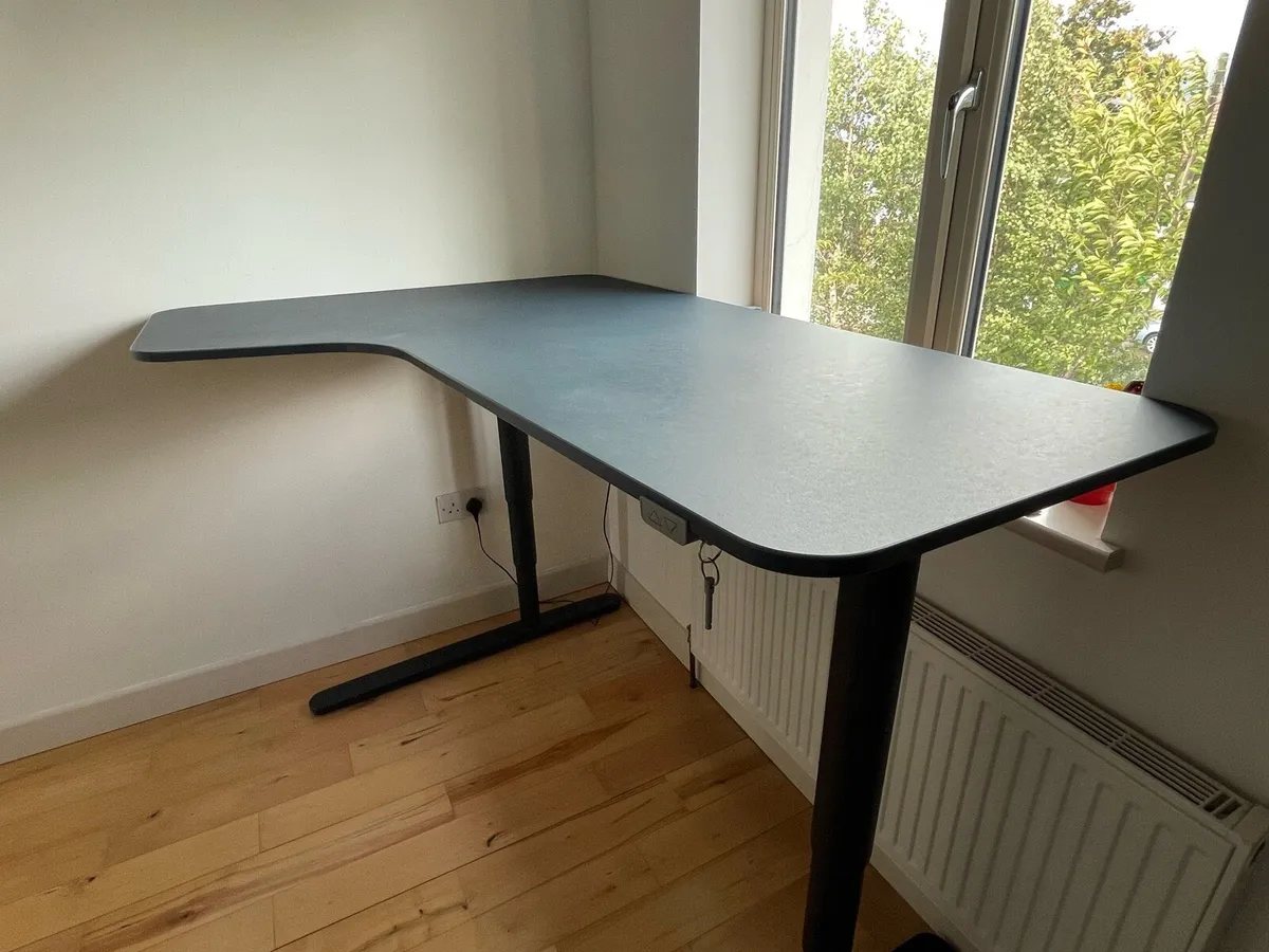Sit stand desk (motorised) - Image 3