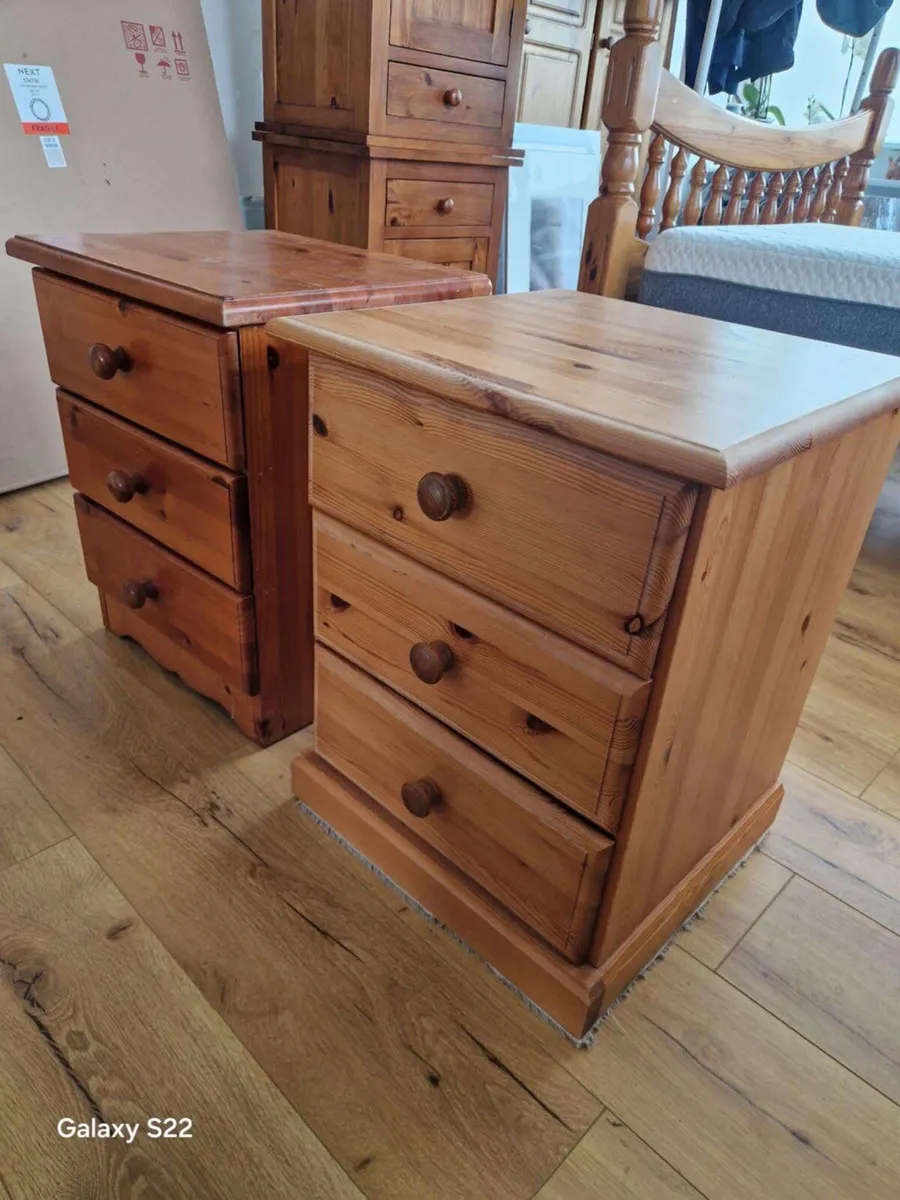 2 pine bedside table s - Image 3