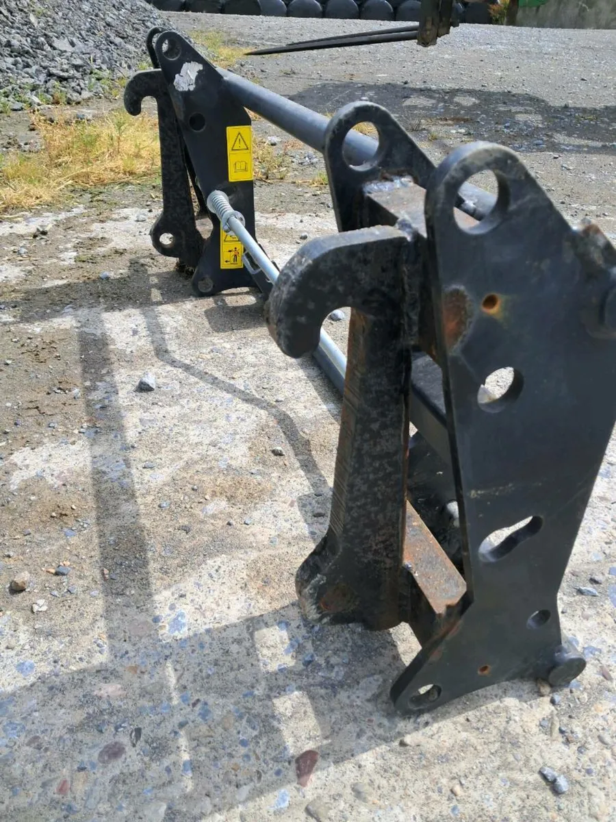 Euro headstock - Image 1
