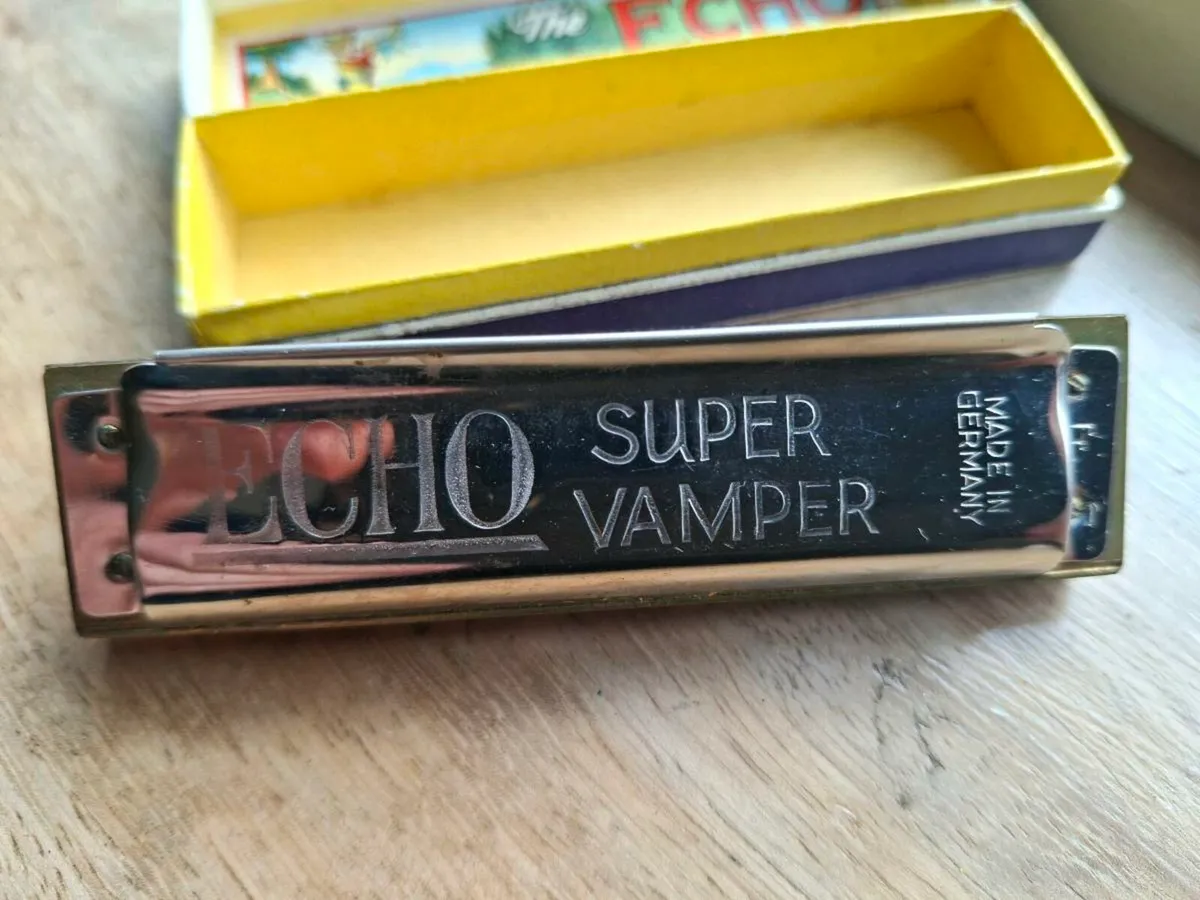 Vintage Hohner Echo Super Vamper Harmonica - Image 2