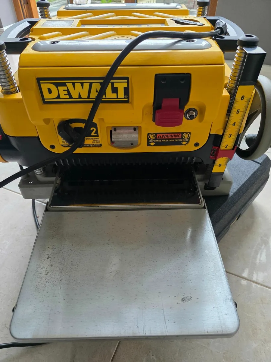 DEWALT Thickness Planer, (DW735X) - Image 1