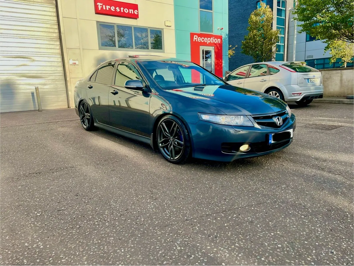2008 Honda accord 2.2 sport - Image 3