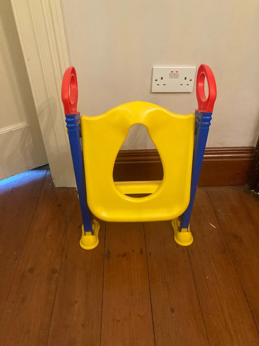 Potty training seat - Image 1