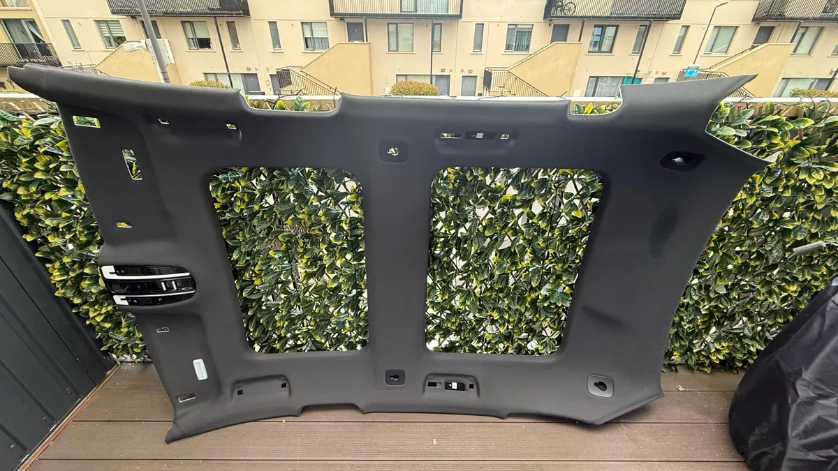 Porsche Panamera sport turismo Interior headliner - Image 4