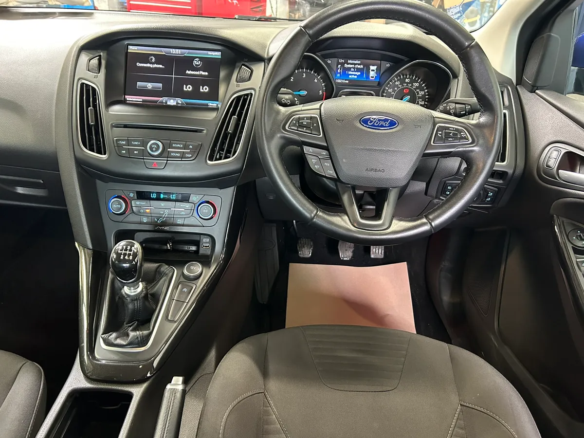 2015 Ford Focus Titanium Diesel - Image 2