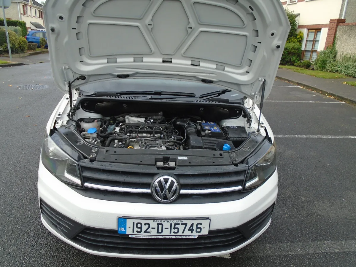 Volkswagen Caddy, 2019 One Owner,Total Price 13950 - Image 2