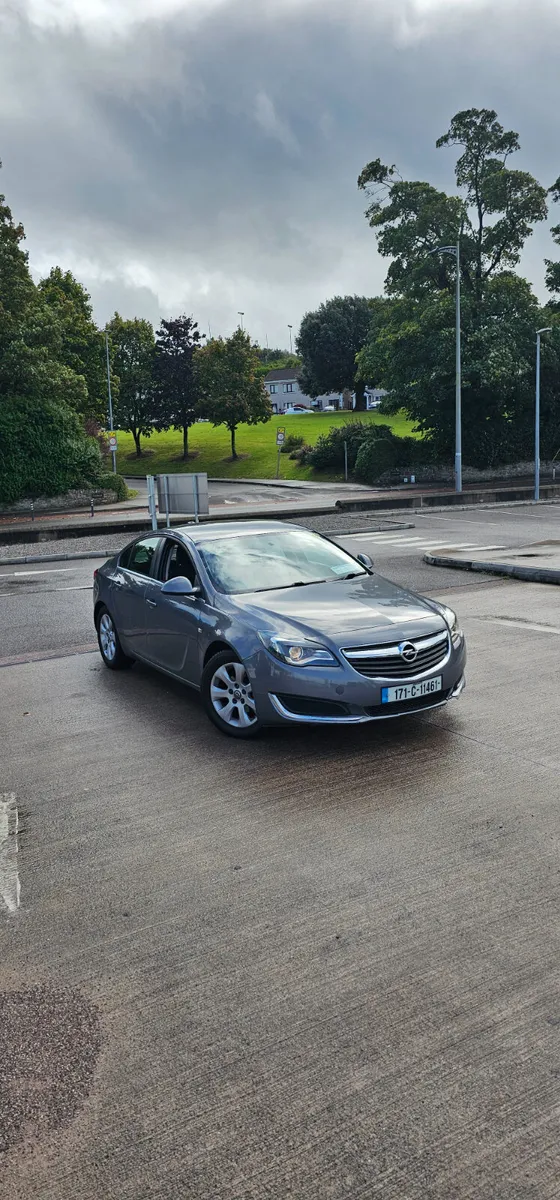 Opel Insignia 2017 New NCT Fully serviced - Image 1