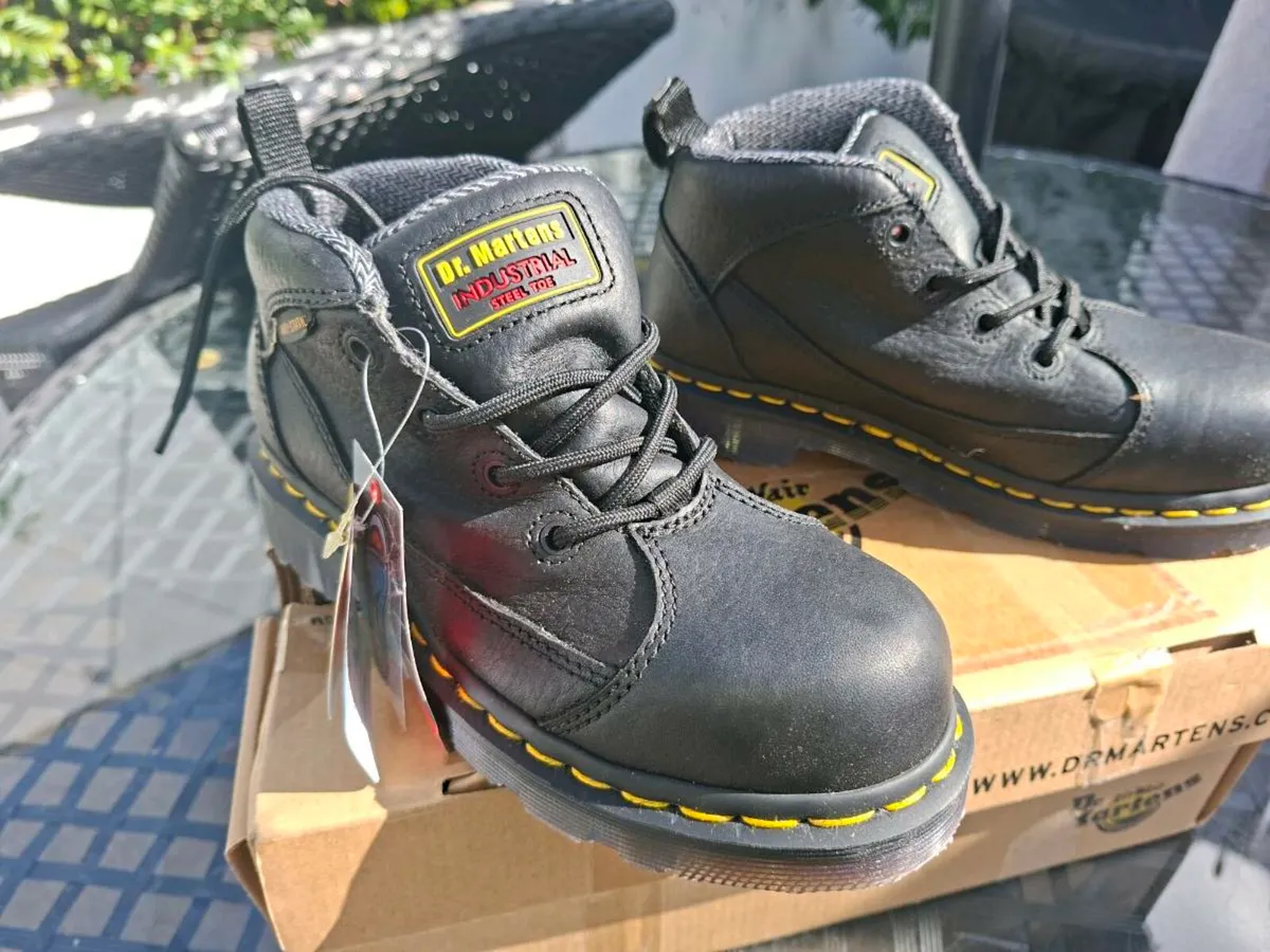 Dr Martens Airwair steel toe work Boot UK 3 - NEW - Image 1