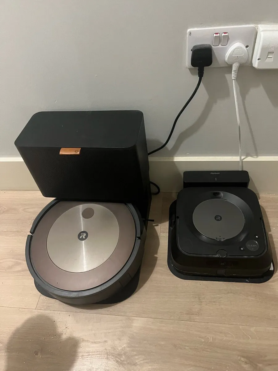 iRobot set Roomba J9+, clean base, Braava, kits - Image 1