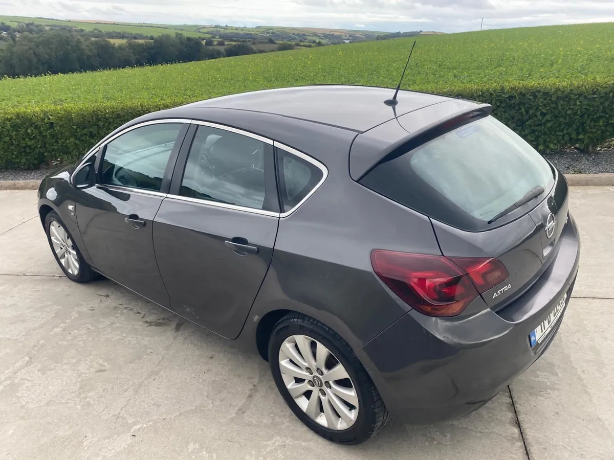 2011 Opel Astra Eco-Tec 1.7 CDTI - Image 2