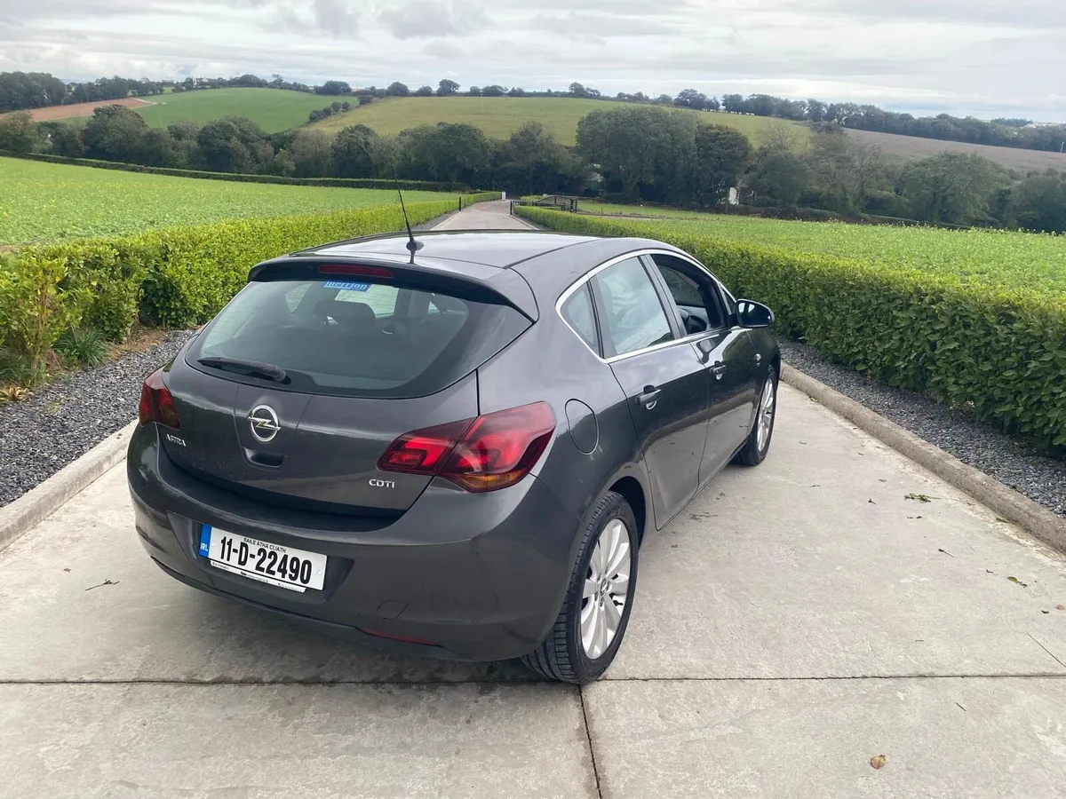 2011 Opel Astra Eco-Tec 1.7 CDTI - Image 3