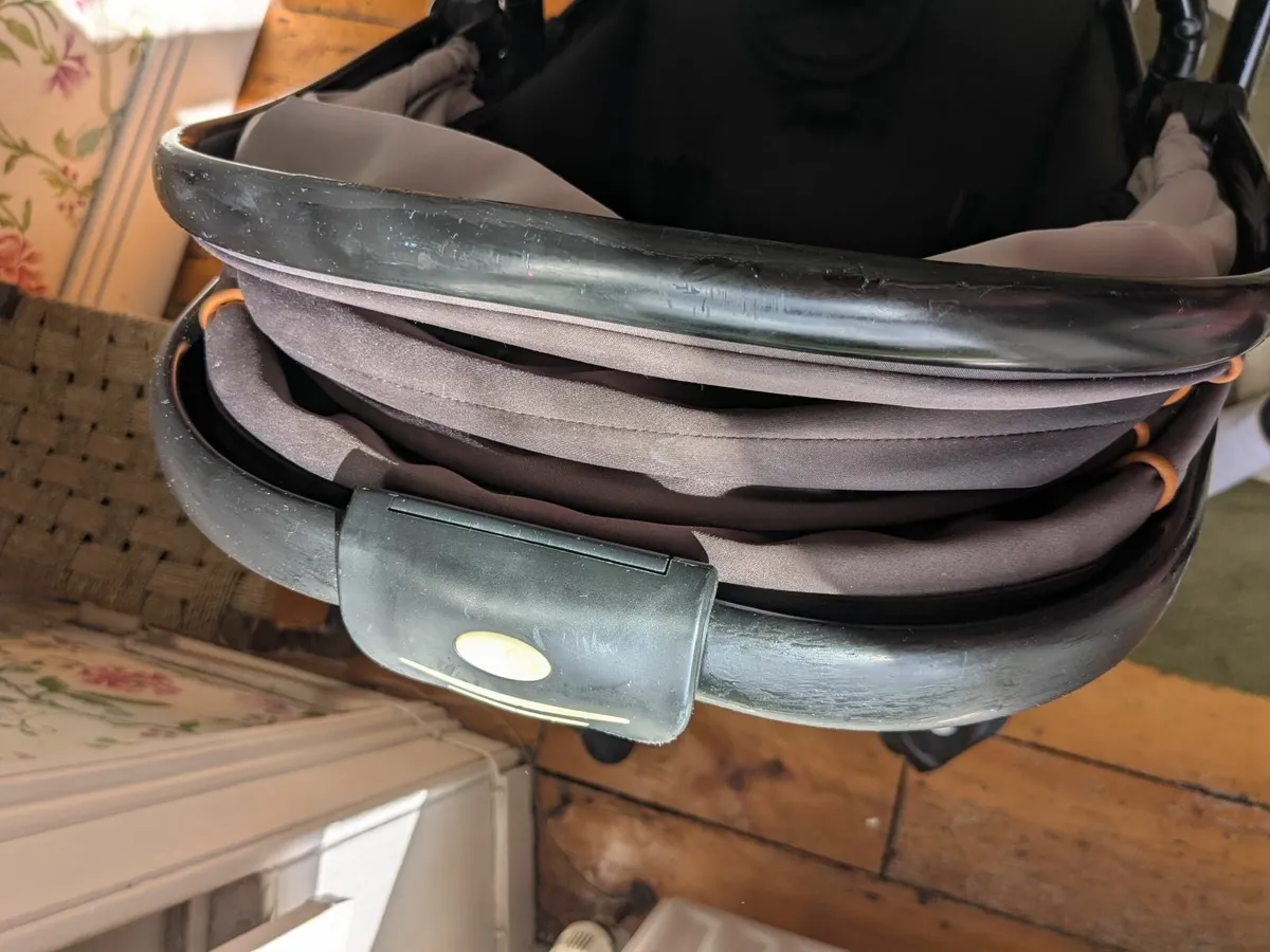 Egg pram - Image 3
