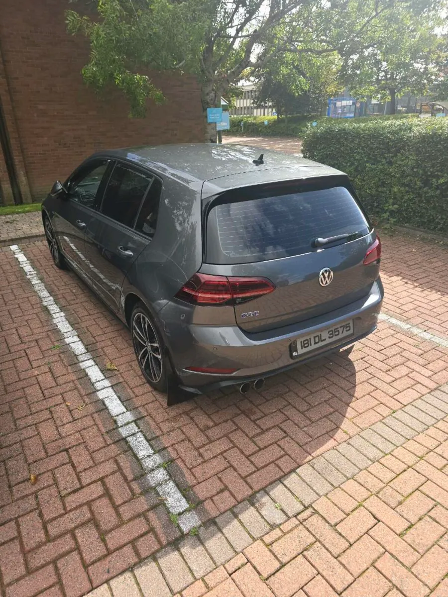 Vw golf GTE - Image 4